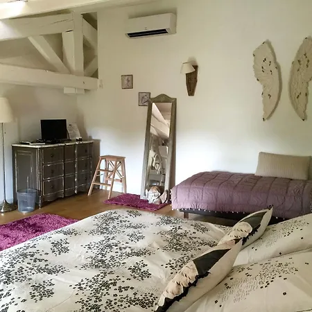 게스트하우스 Clos De La Colombe 3*